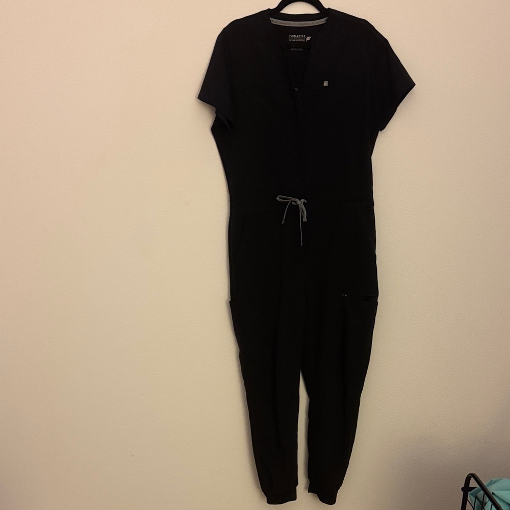 Fabletics Women’s Black Scrub Jumpsuit